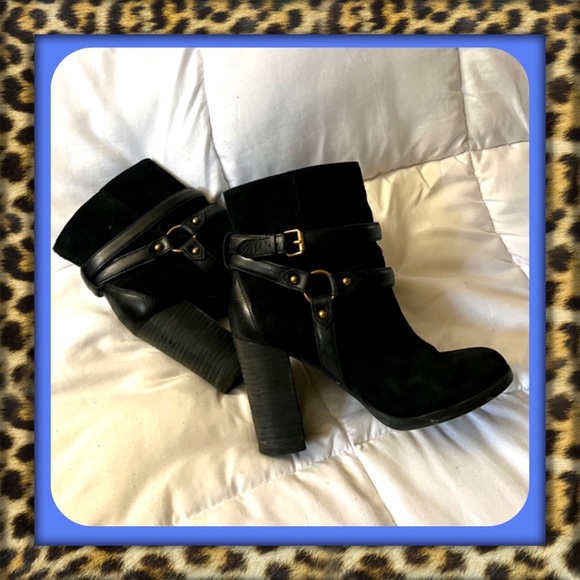 👑✅PRICE FIRM✅ UGG Black Leather Suede Ankle Boots - Picture 1 of 17